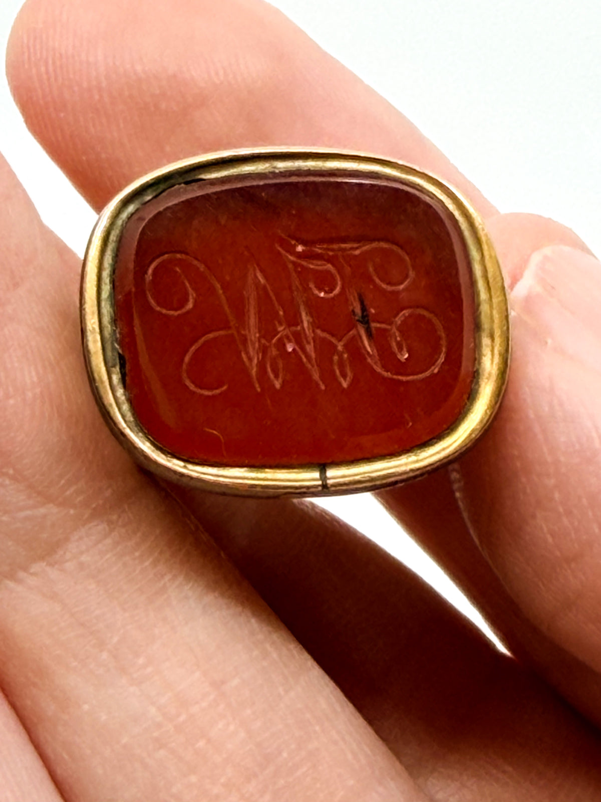 Victorian 9k gold fob pendant with carnelian bottom