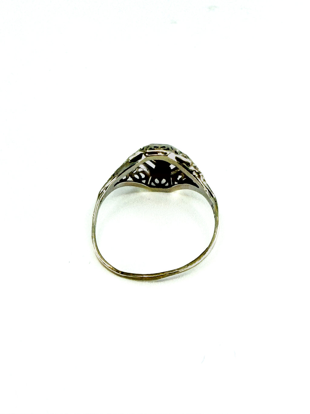 Antique Art Deco 14k white gold ring with diamond