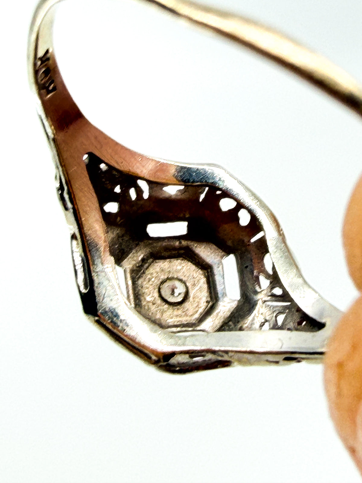 Antique Art Deco 14k white gold ring with diamond